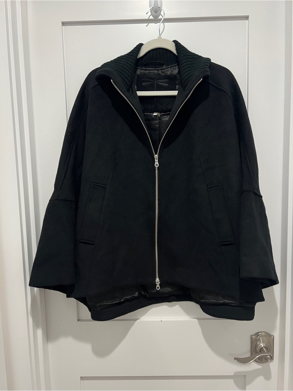Tyler Boe Black Zip-Front Cape Coat with Ribbed Stand Collar Woman’s XL